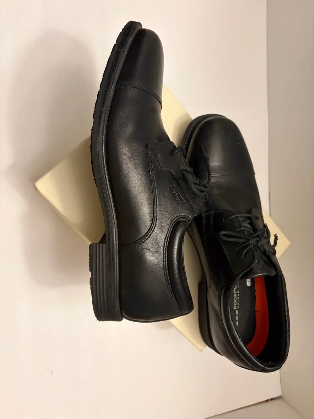 ROCKPORT Men’s Essential Details Dress Shoe Hydroshield Waterproof, Black US 10